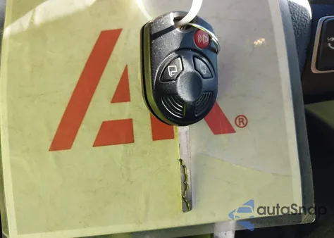 2018 Ford Escape S z USA, uszkodzony, nr VIN 1FMCU0F77JUB03251